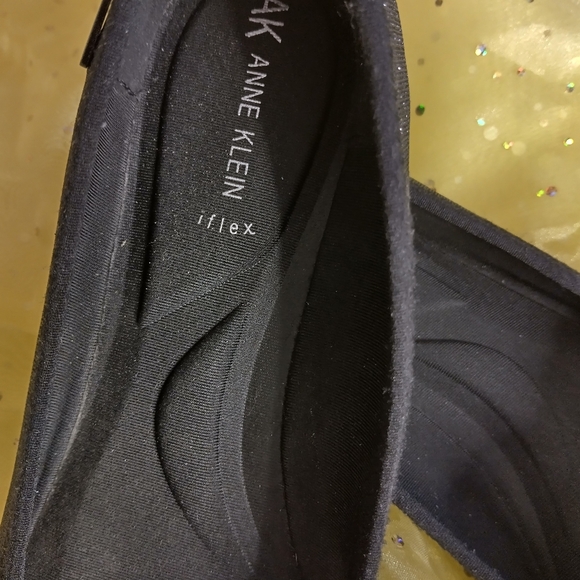 Anne Klein Iflex woman 7.5 good condition black sparkle ballet flats.Slip on. - Picture 8 of 9